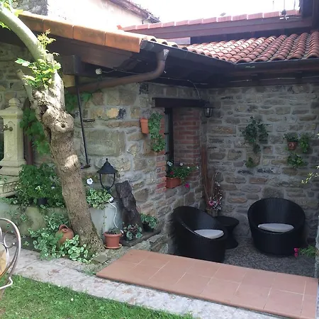 Casa De Aldea Ecocorneyana * Campomanes