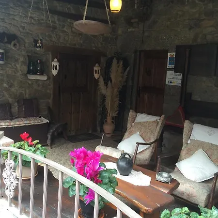 Casa De Aldea Ecocorneyana Campomanes