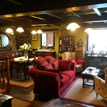 Rural Casa De Aldea Ecocorneyana *